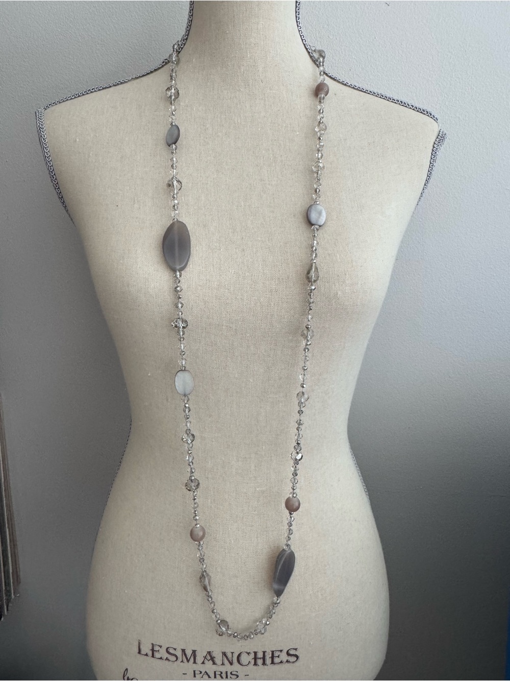Long Agate Necklace w/ Tan & Faceted Clear & Tan Beads!